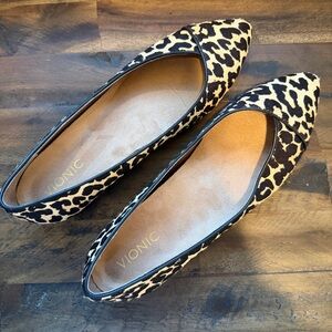 Vionic Caballo Pointed Toe Ballet Flats Womens 9.5 Calf Hair Uppers Comfort Shoe